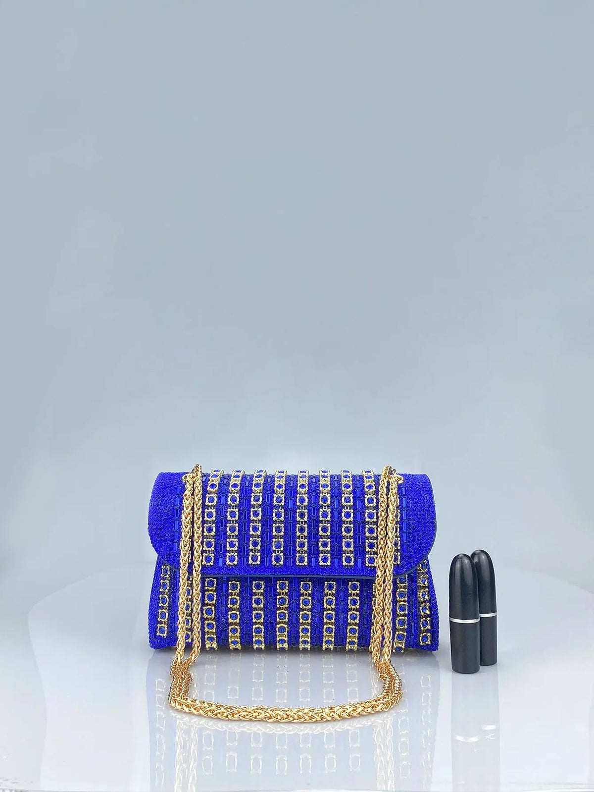 New Elegant Evening Dress Style Brooch-Adorned Clutch Bag with Rhinestones Chain Strap and Cheongsam Design for Formal Occasions