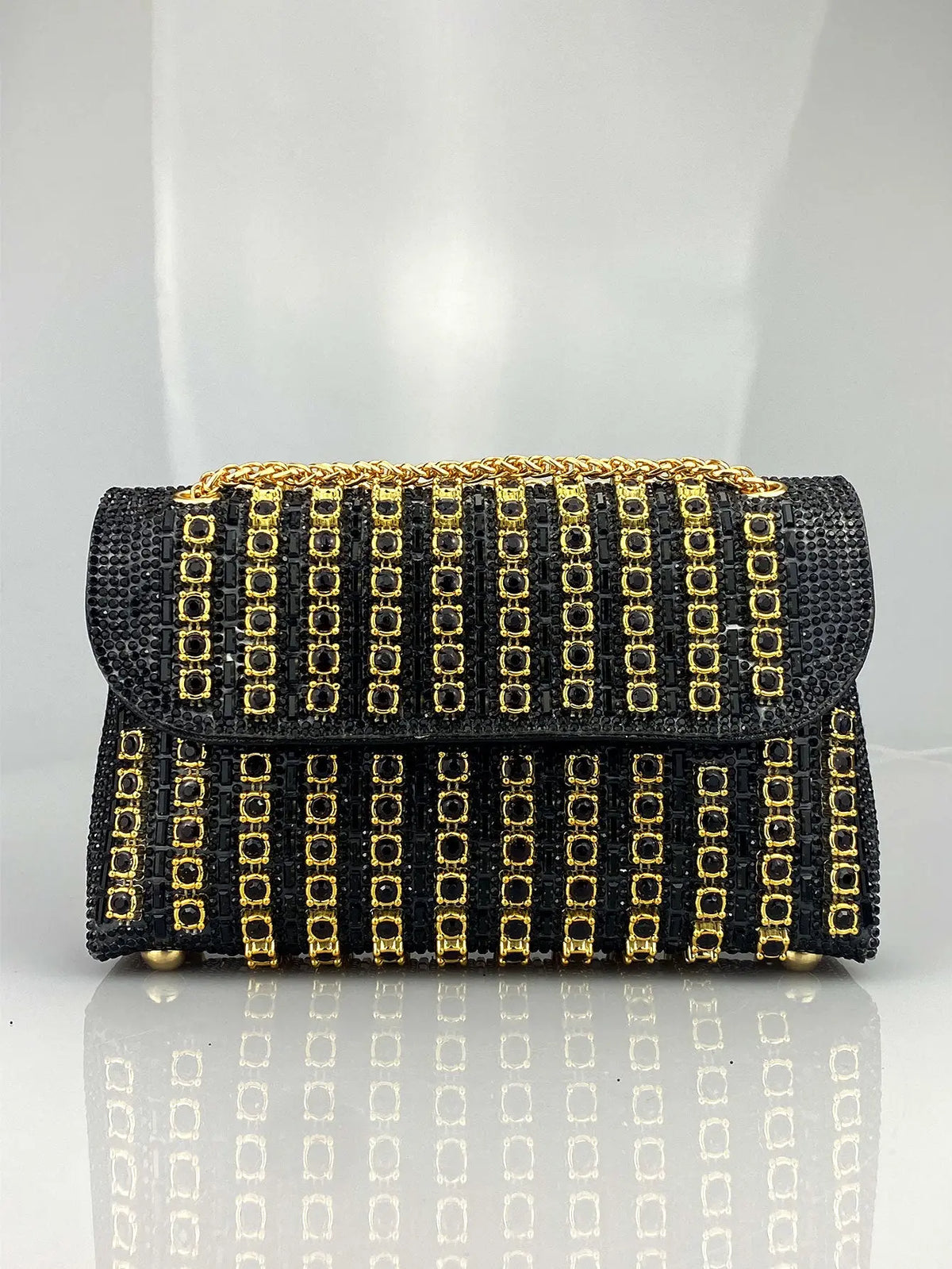 New Elegant Evening Dress Style Brooch-Adorned Clutch Bag with Rhinestones Chain Strap and Cheongsam Design for Formal Occasions
