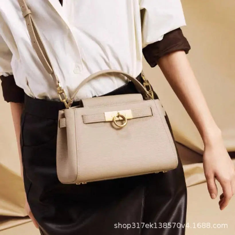 Chic Genuine Leather Handbag for Women Madison Shoulder Tote Bag Crossbody Bag Commute Bag