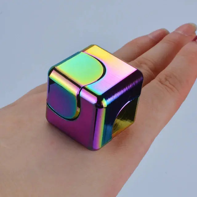 Fidget Spinner Dice Cube – Quiet Metal Desk Toy