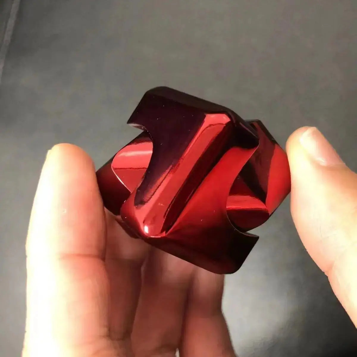 Fidget Spinner Dice Cube – Quiet Metal Desk Toy